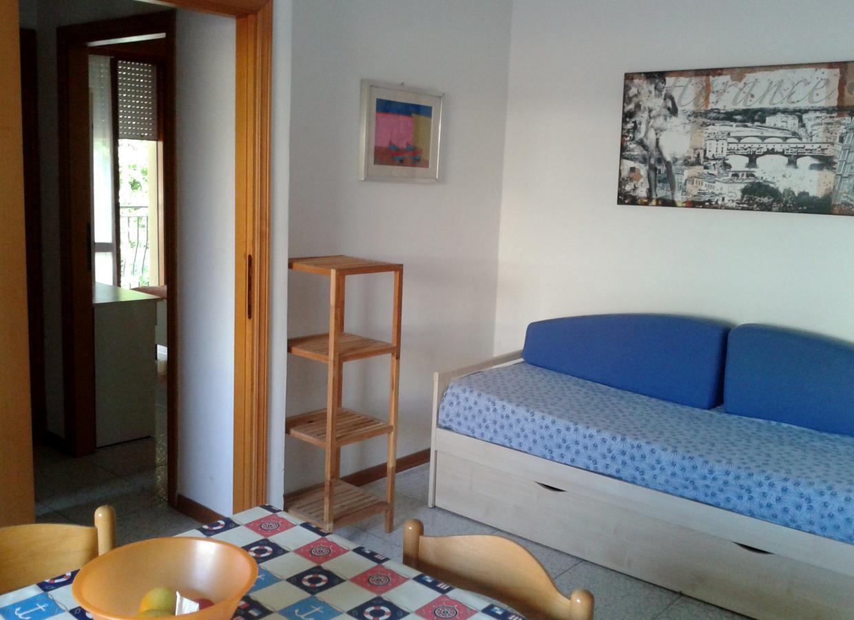 Residence Monaco Appartamenti Римини Экстерьер фото